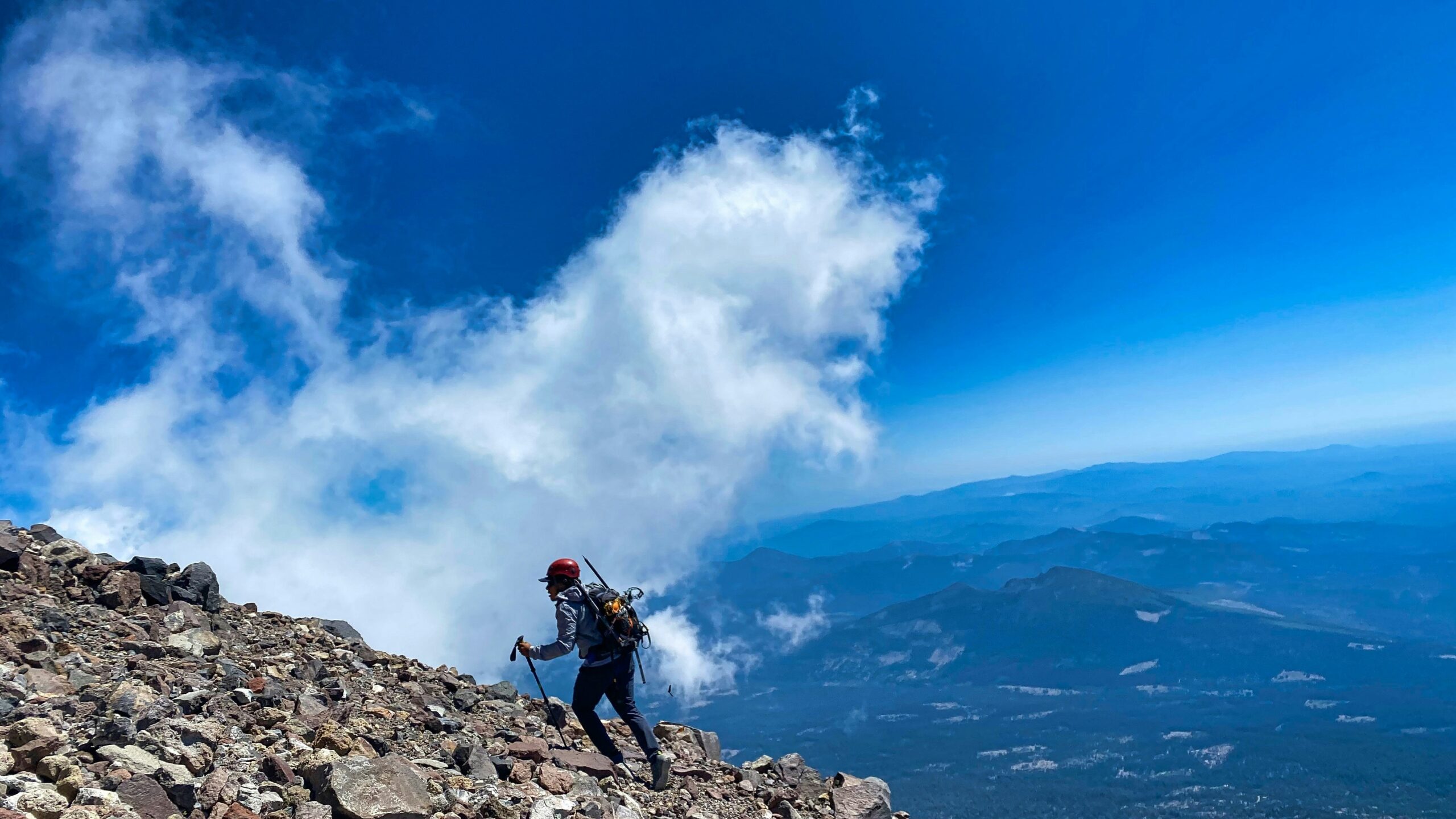 What Are The Different Climbing Routes On Mount Shasta?