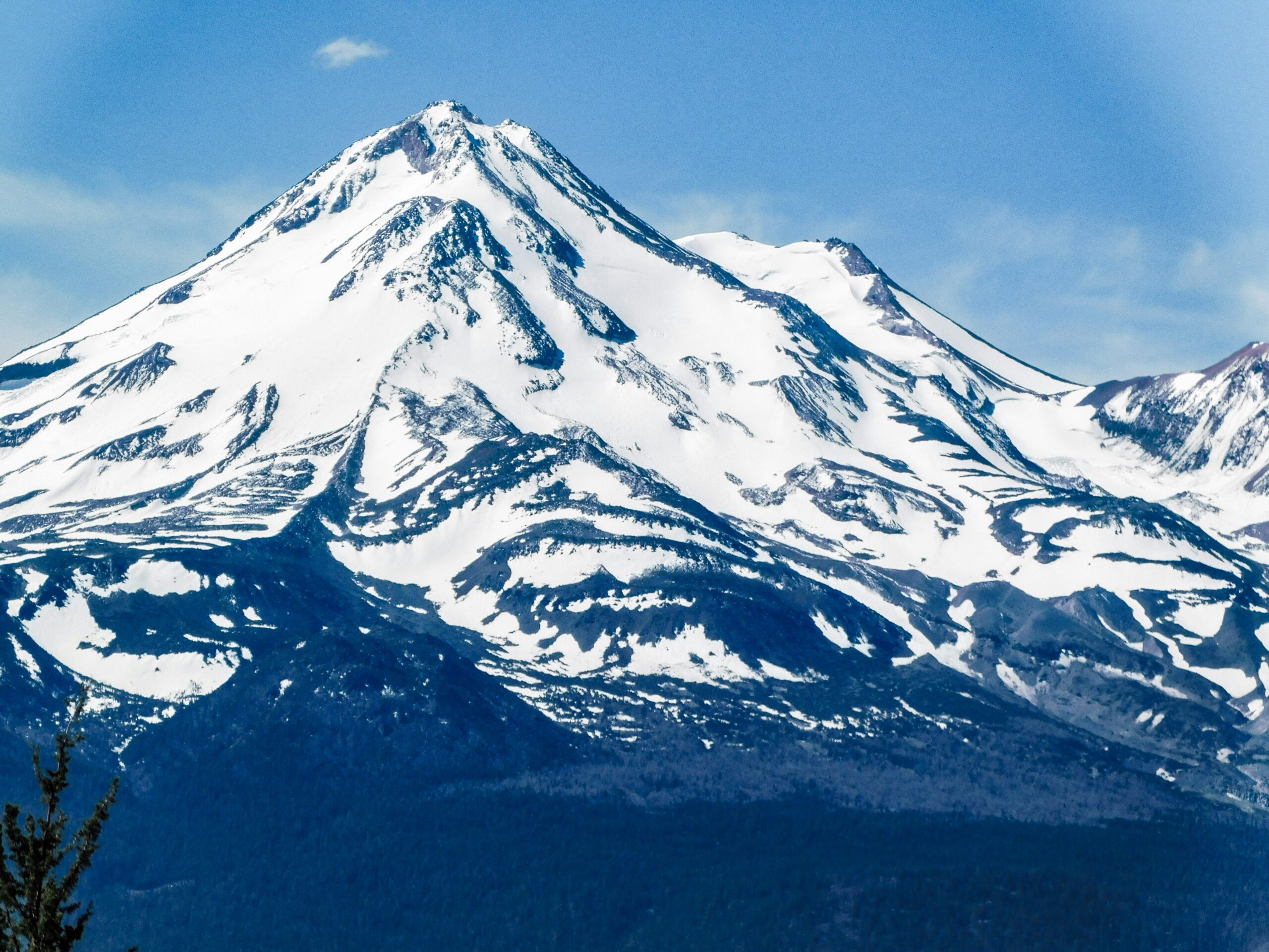 Experience the Thrill of Skiing at Mount Shasta Ski Park