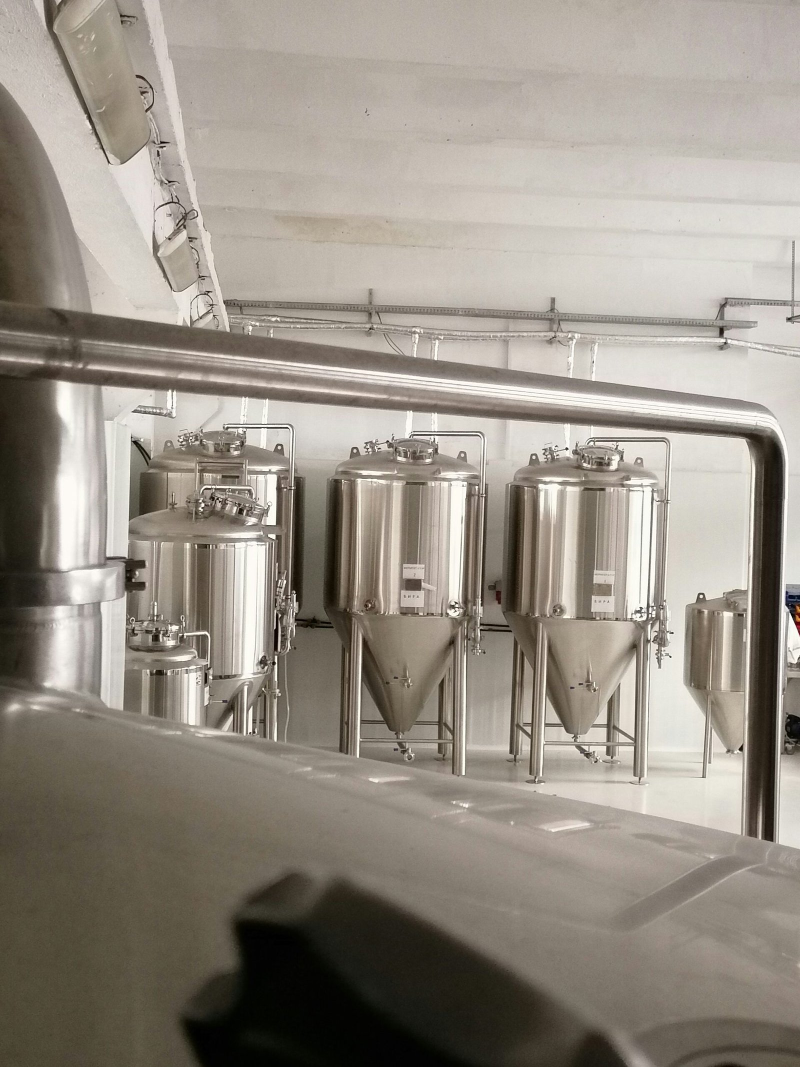 Siskiyou Brew House and the Awkward Confession I Made to a Barstool