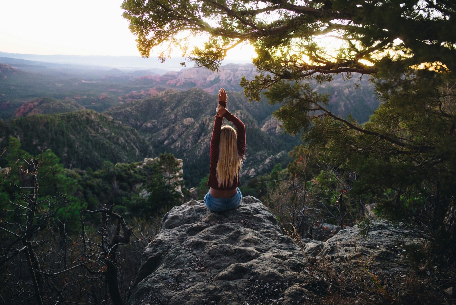 Best 3: Yoga Retreats and Wellness Workshops in the Mountains Best 3: Yoga Retreats and Wellness Workshops in the Mountains