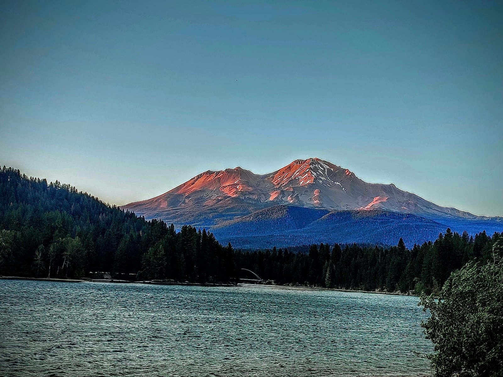 Water Sports and Kayaking at Shasta Lake: 10 Essential Tips