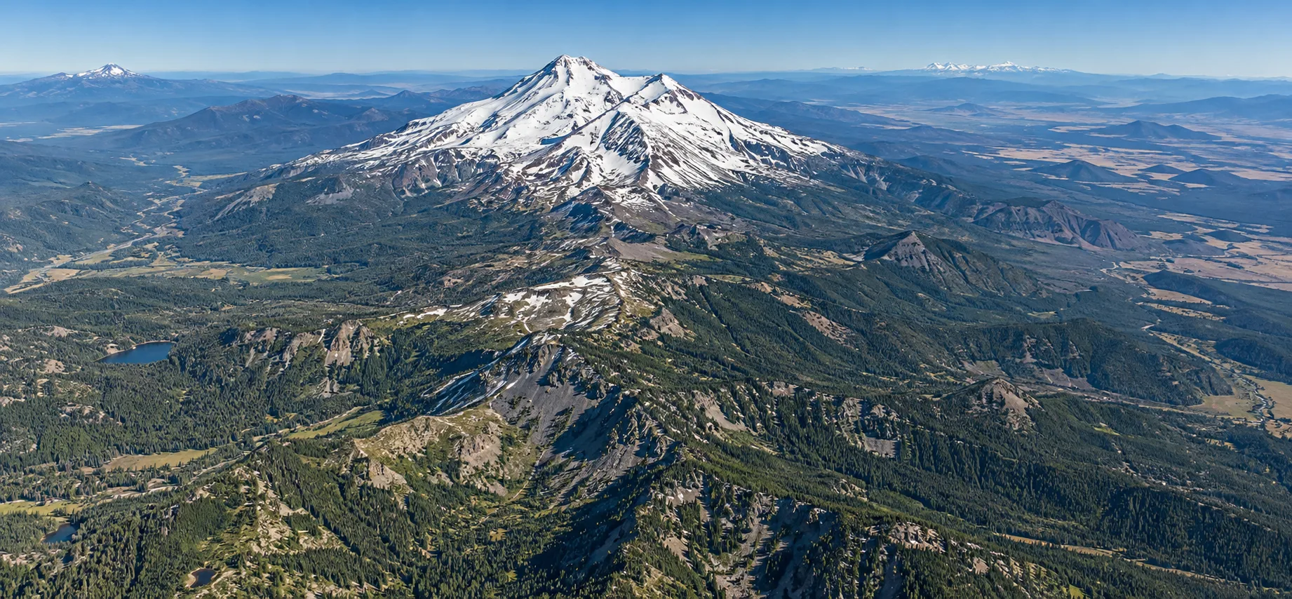 Is Mount Shasta City Closer To Oregon Or Nevada?